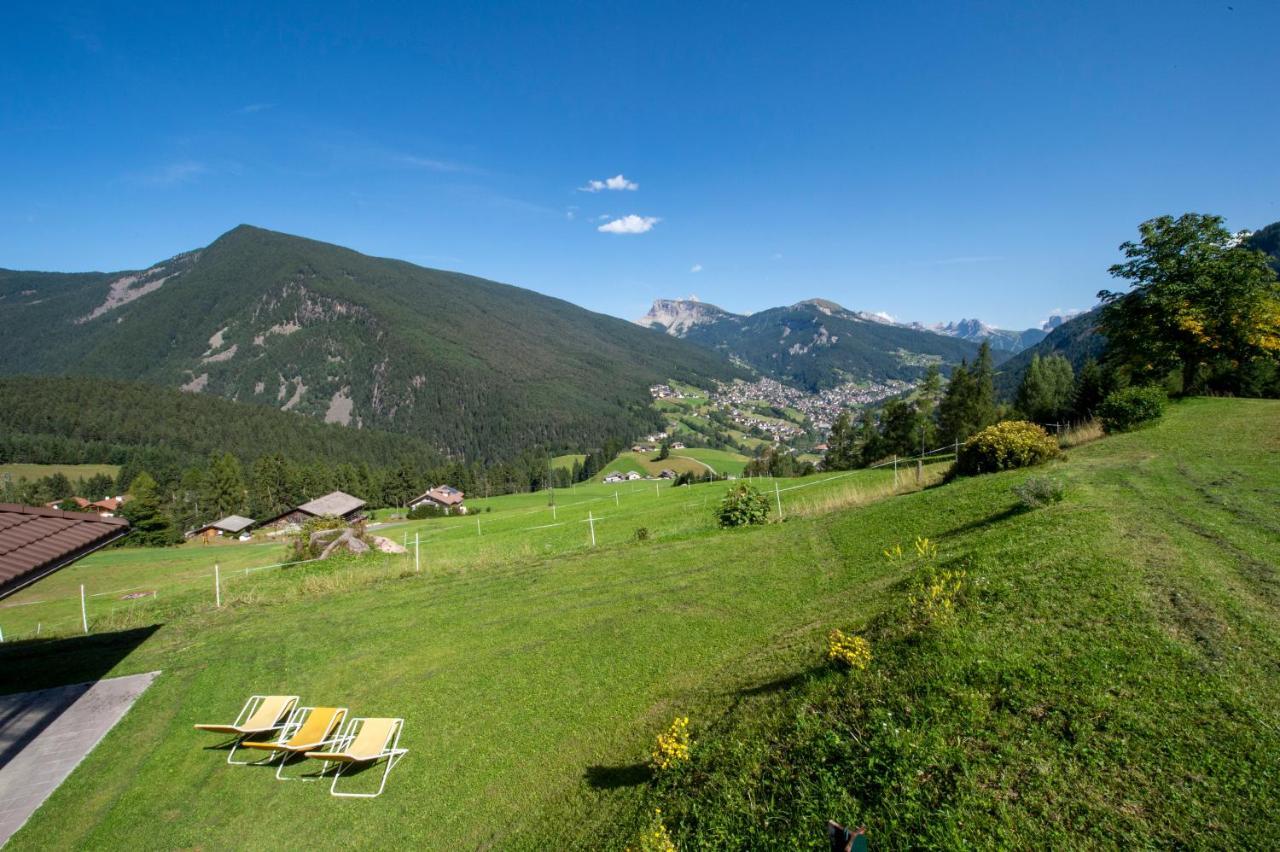 Chalet Alpina Apartment Ortisei Exterior photo