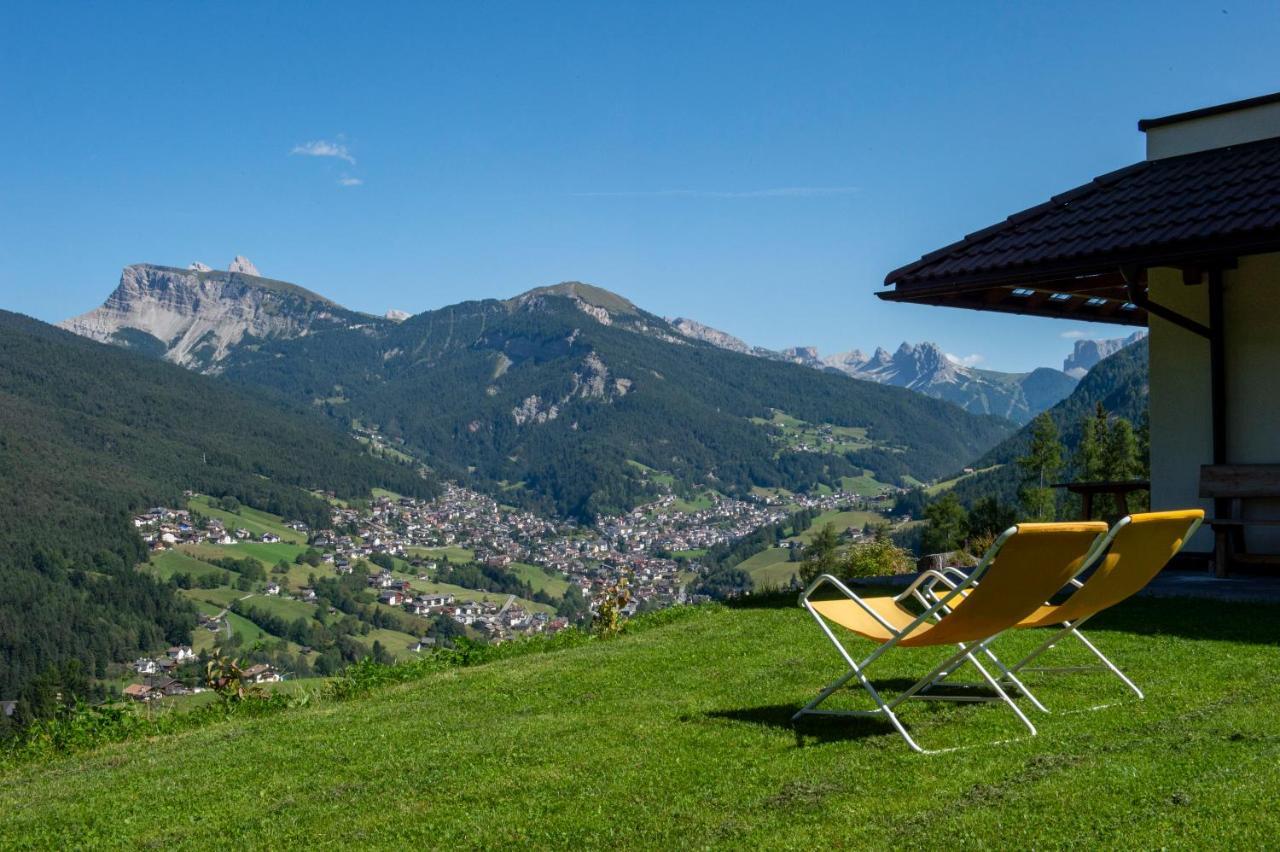 Chalet Alpina Apartment Ortisei Exterior photo